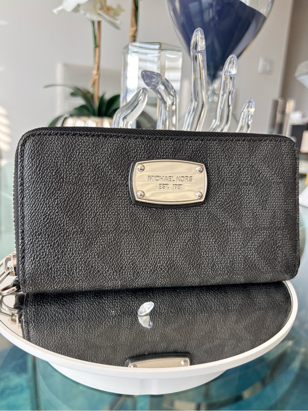 Michael Kors Zip Wallet